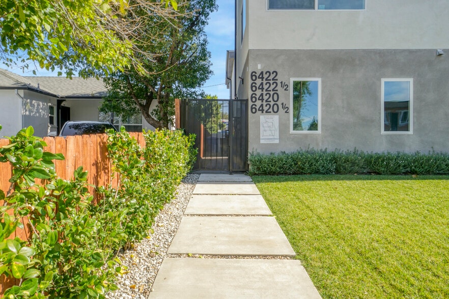 More Photos Of 6420 Hanna Ave, Woodland Hills Apartments For Sale