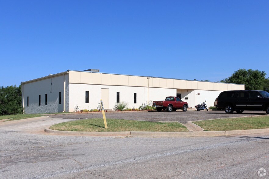 Primary Photo Of 6105 N Robinson Ave, Oklahoma City Manufacturing For Lease