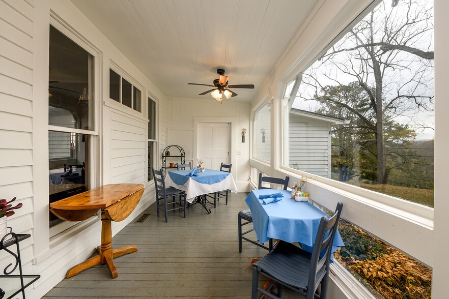 More Photos Of 1526 Highway 255 N, Sautee Nacoochee Hotel For Sale