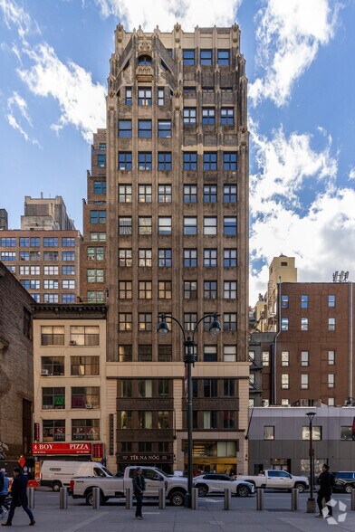More Photos Of 254 W 31st St, New York Office For Lease