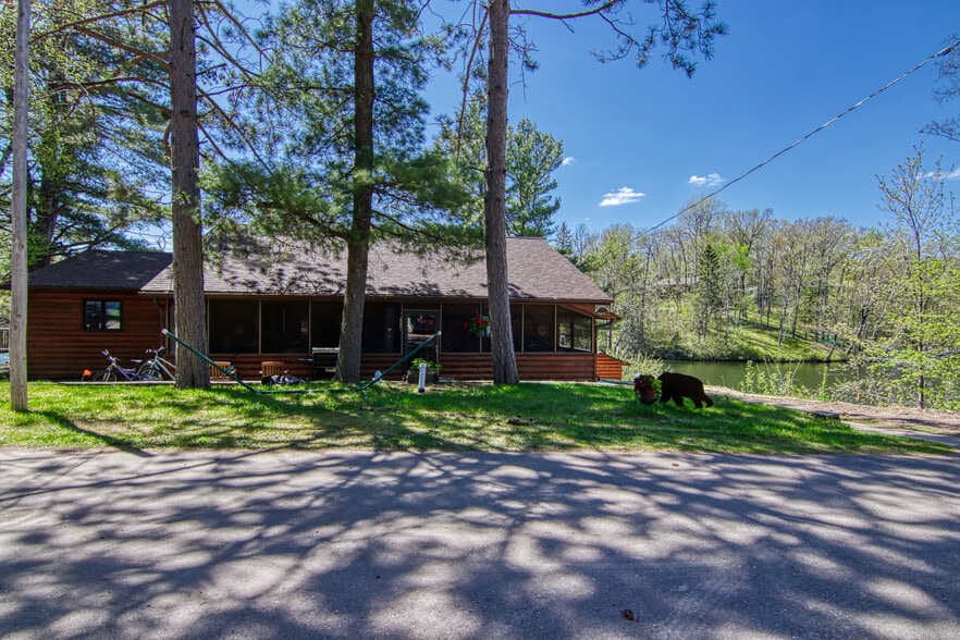 More Photos Of 1085 N County Highway F Unit 26, Birchwood Restaurant For Sale