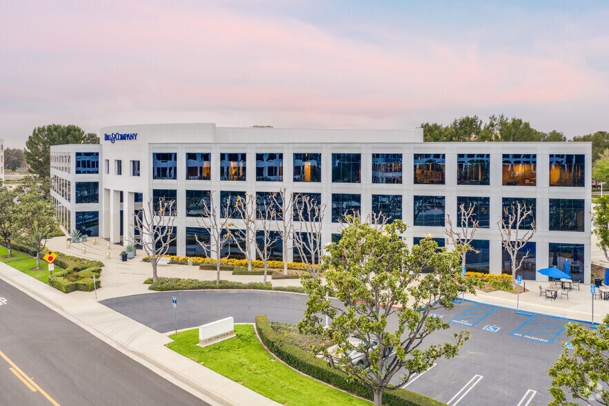 More Photos Of 111 Pacifica, Irvine Office For Lease