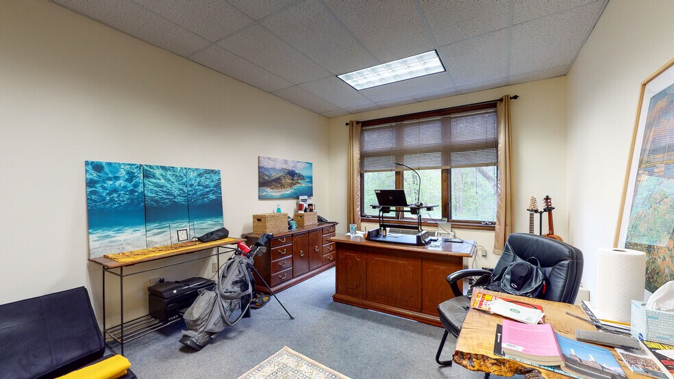 More Photos Of 6 Way Rd, Middlefield Office For Lease