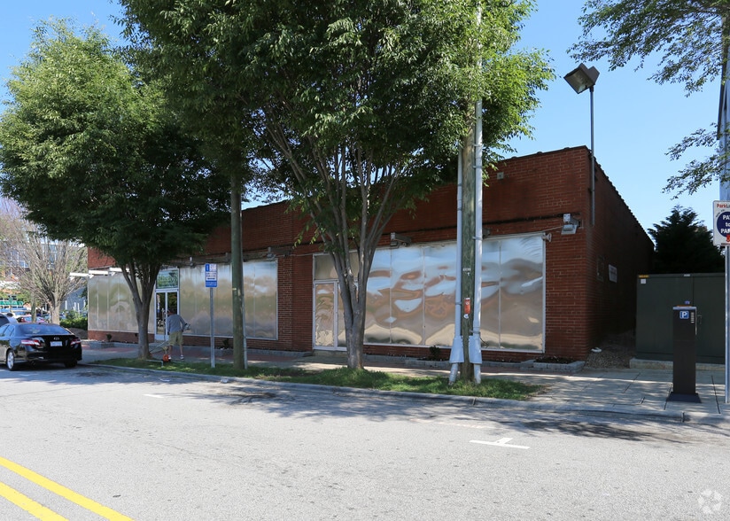Primary Photo Of 330 W Hargett St, Raleigh Bar For Lease