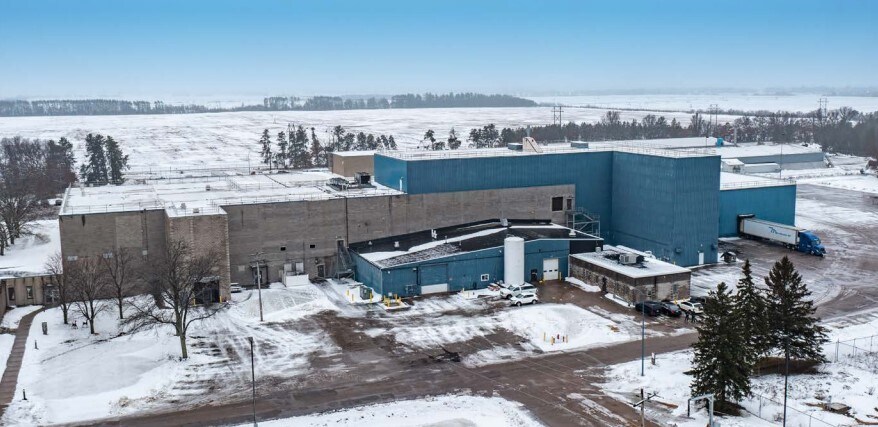 More Photos Of 4930 Hayes Ave, Plover Distribution For Lease