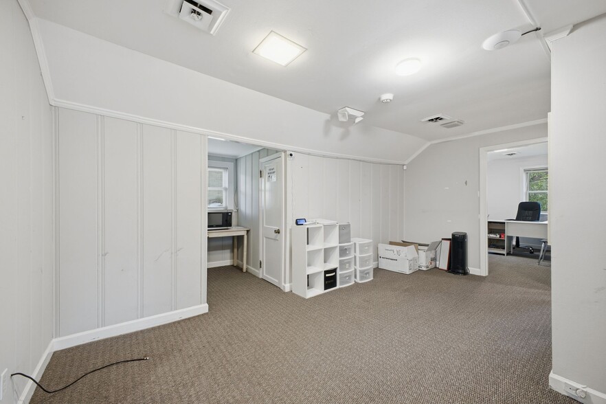 More Photos Of 6515 Holt Rd, Nashville Specialty For Sale