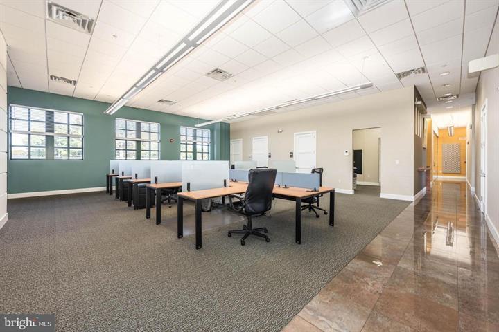 More Photos Of 2421 Mountain Rd, Pasadena Medical For Sale