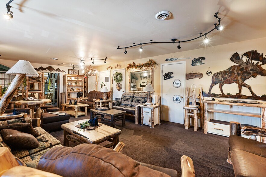 More Photos Of 120 E Midland Ave, Woodland Park Freestanding For Sale