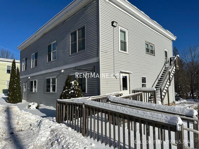 More Photos Of 109 Main Rd S, Hampden Specialty For Lease