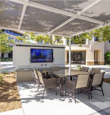 More Photos Of 3075 Townsgate Rd, Westlake Village Office For Lease