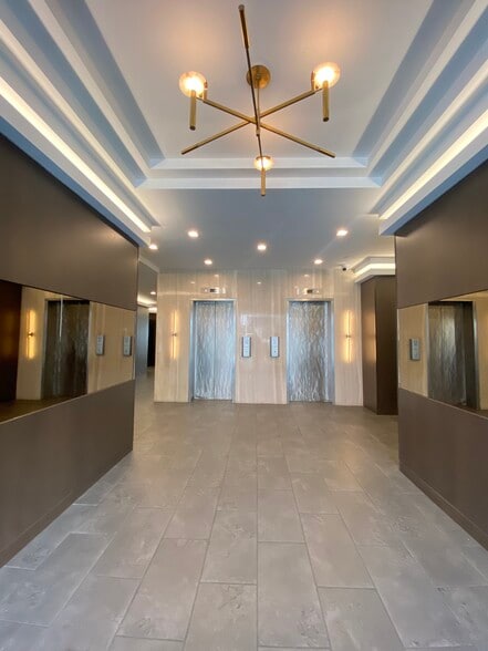 More Photos Of 9400-9414 Brighton Way, Beverly Hills Medical For Lease