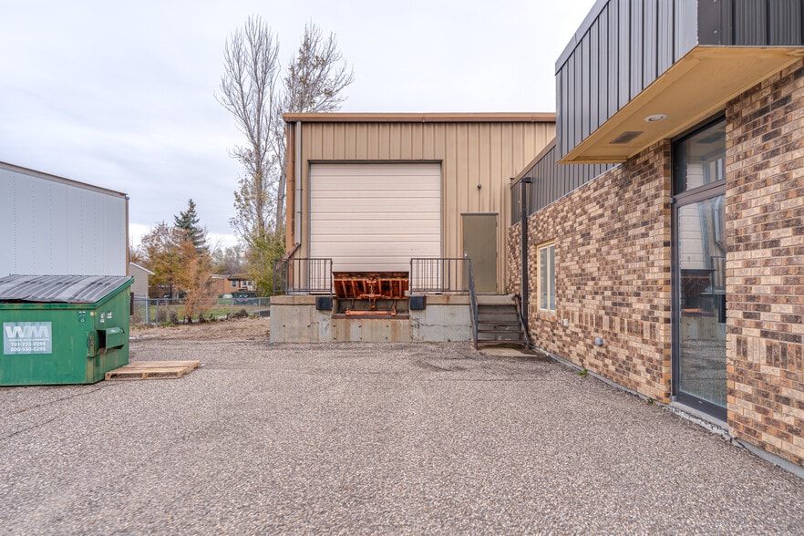More Photos Of 1100 Basin Ave, Bismarck Flex For Sale