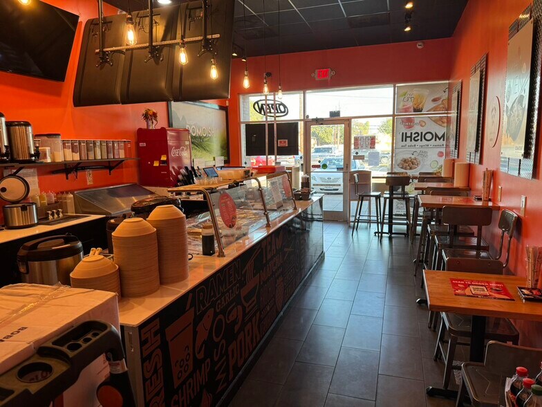 More Photos Of 11805-11921 Westheimer Rd, Houston Fast Food For Lease