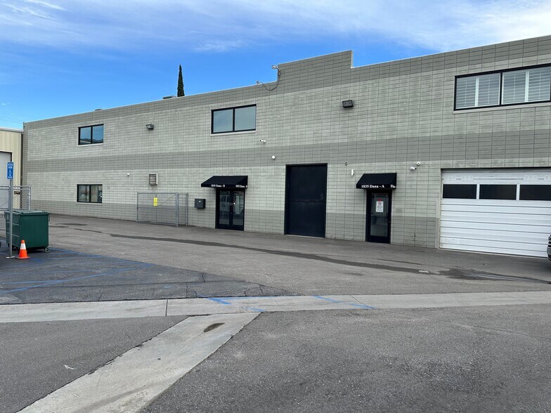 Primary Photo Of 1835 Dana St, Glendale Distribution For Lease
