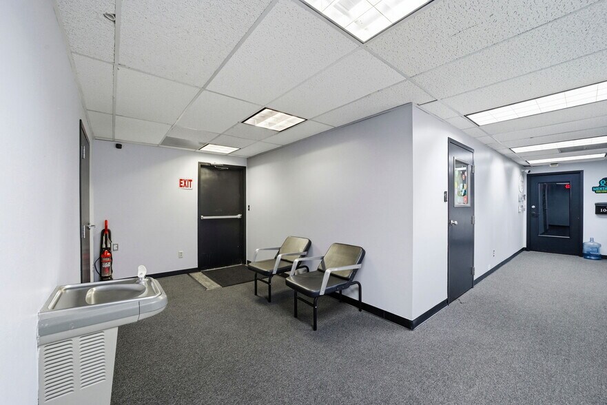 More Photos Of 225 S Academy Blvd, Colorado Springs Office For Sale