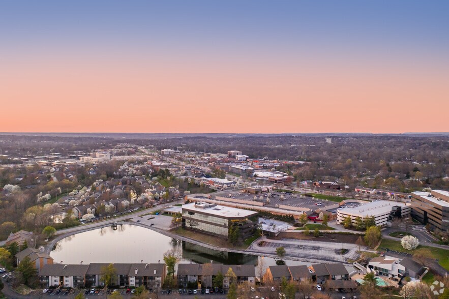 More Photos Of 12400 Olive Blvd, Saint Louis Office For Lease