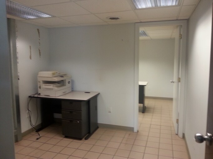 More Photos Of 7019 E Dominick St, Rome Auto Dealership For Lease