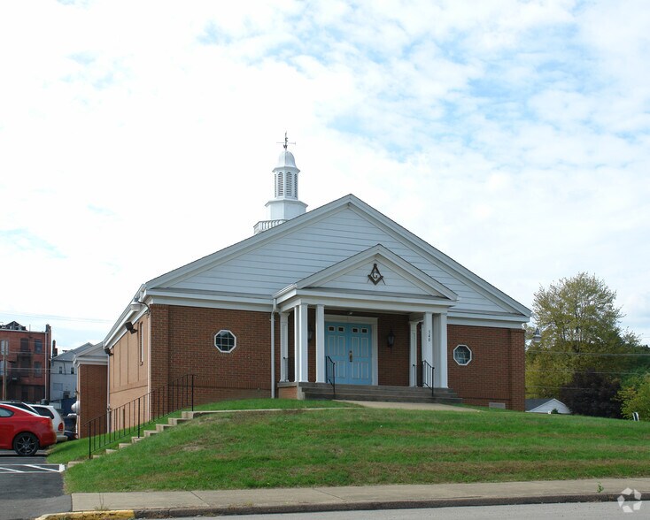 More Photos Of 340 Clay Ave, Mars Lodge Meeting Hall For Lease