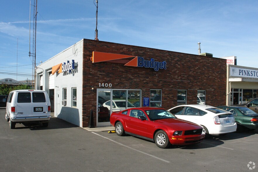 More Photos Of 1400 Leestown Rd, Lexington Auto Repair For Sale