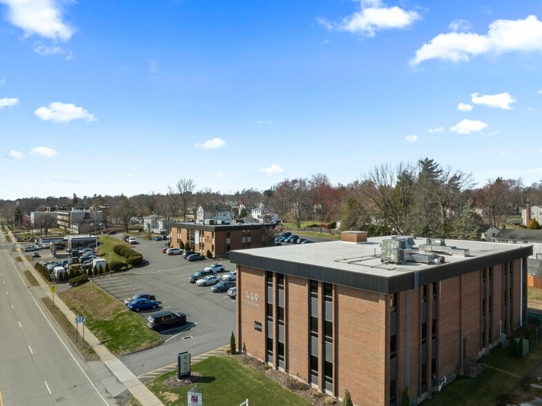 More Photos Of 449 Silas Deane Hwy, Wethersfield Medical For Sale