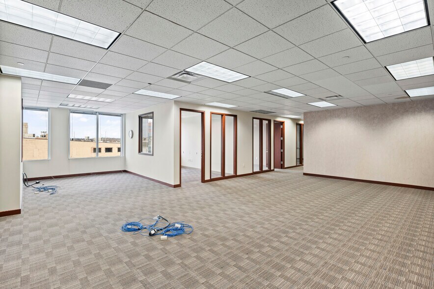 More Photos Of 221 3rd Ave SE, Cedar Rapids Unknown For Lease