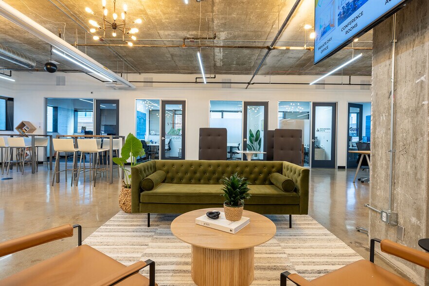 More Photos Of 345 W Washington Ave, Madison Coworking Space