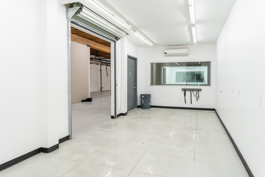 More Photos Of 1908 E 7th Pl, Los Angeles Warehouse For Sale