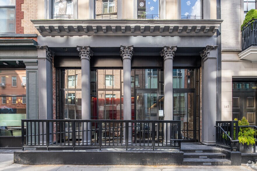 More Photos Of 139 Reade St, New York Apartments For Lease