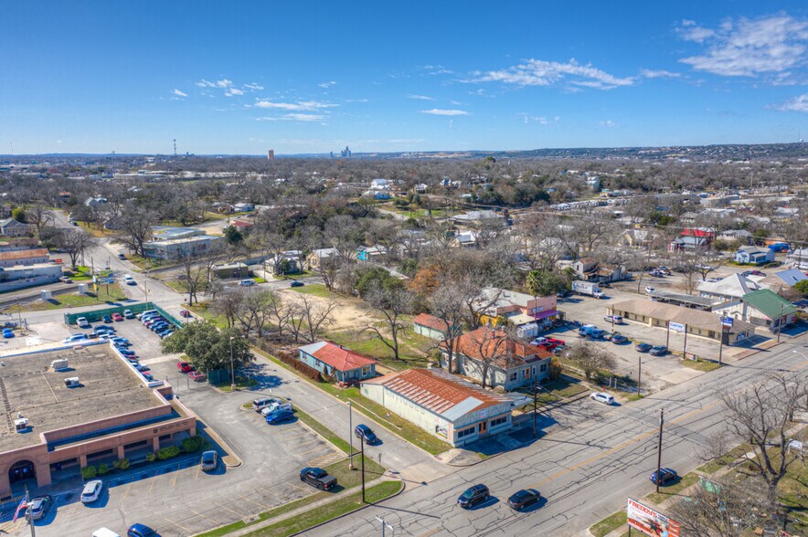 More Photos Of 650-664 S Seguin Ave, New Braunfels Land For Sale