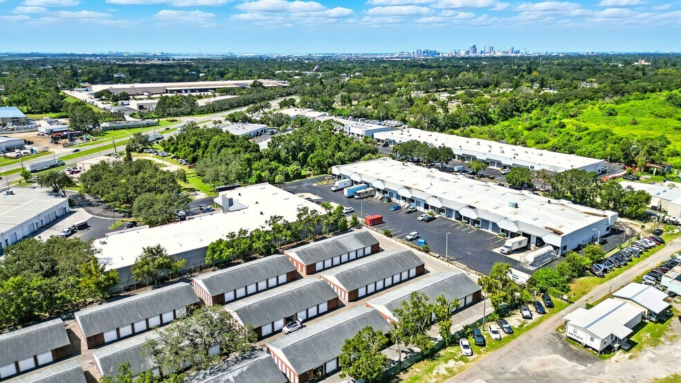 More Photos Of 5402-5468 N 56th Commerce Park Blvd, Tampa Unknown For Lease