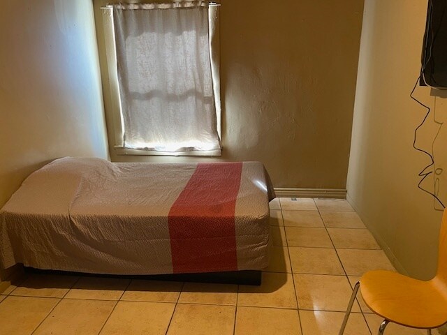 More Photos Of 543 Broad Ave, Wilmington Apartments For Sale