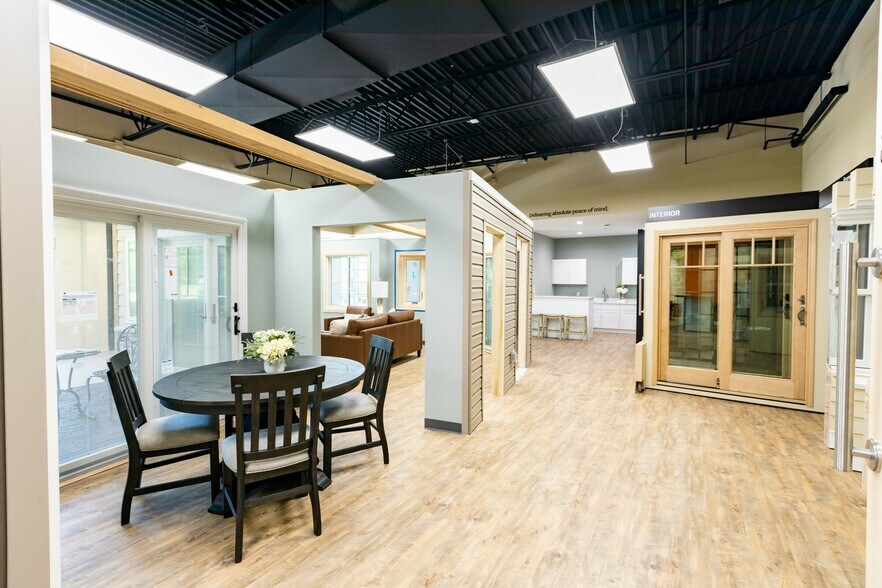 More Photos Of , Wixom Flex For Sale