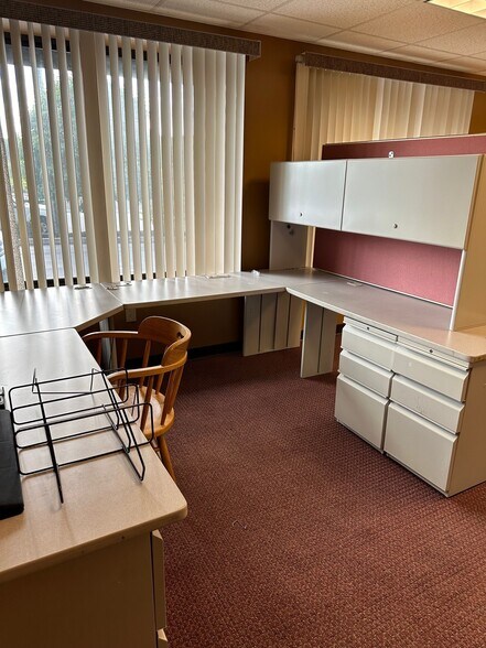 More Photos Of 81 Western Industrial Dr, Cranston Warehouse For Sale