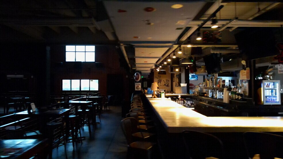 More Photos Of 100 W Livingston St, Orlando Restaurant For Lease