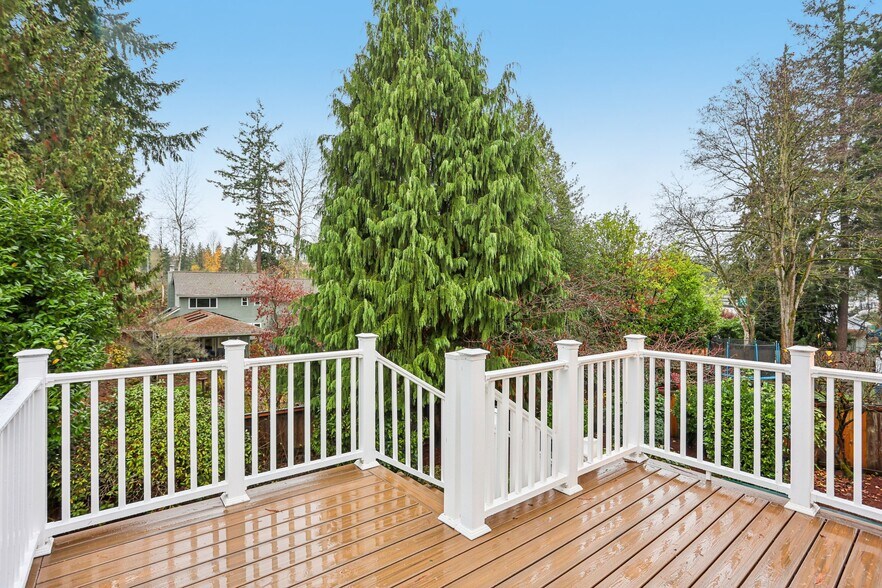 More Photos Of 5733 155th Ave NE, Redmond Apartments For Sale