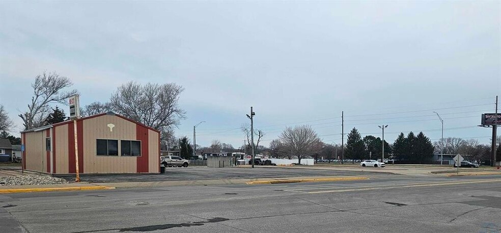 Primary Photo Of 923 Dakota Ave, South Sioux City Land For Sale