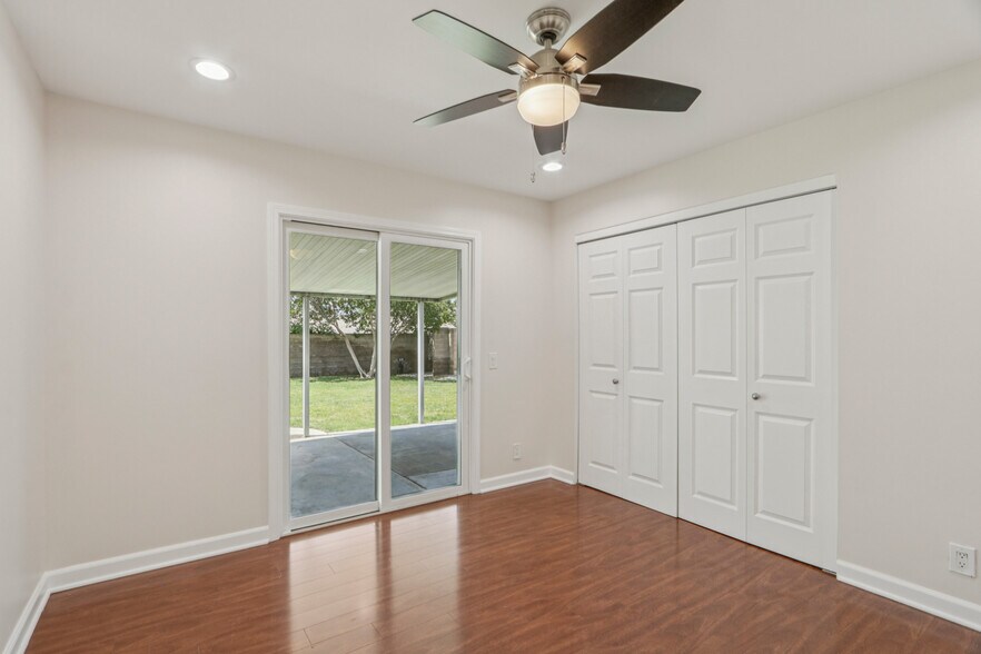 More Photos Of 17148 Stare St, Northridge Apartments For Sale