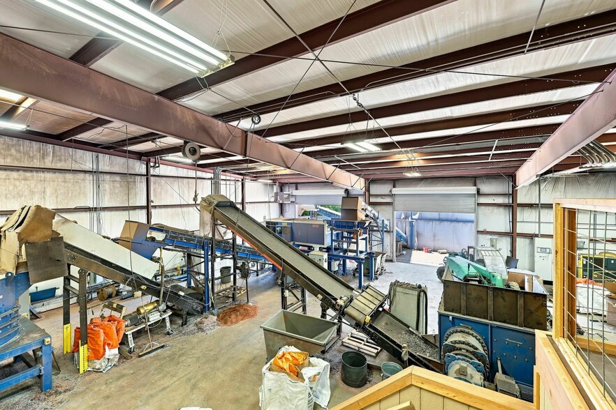 More Photos Of 3156 Buford Hwy, Rest Haven Warehouse For Sale