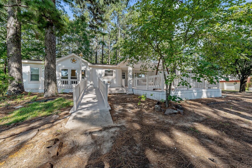 More Photos Of 980 County Road 1705, Jacksonville Lodge Meeting Hall For Sale