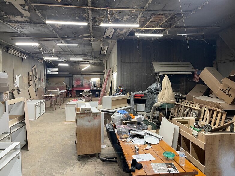 More Photos Of 29060 US-6, Youngsville Warehouse For Sale