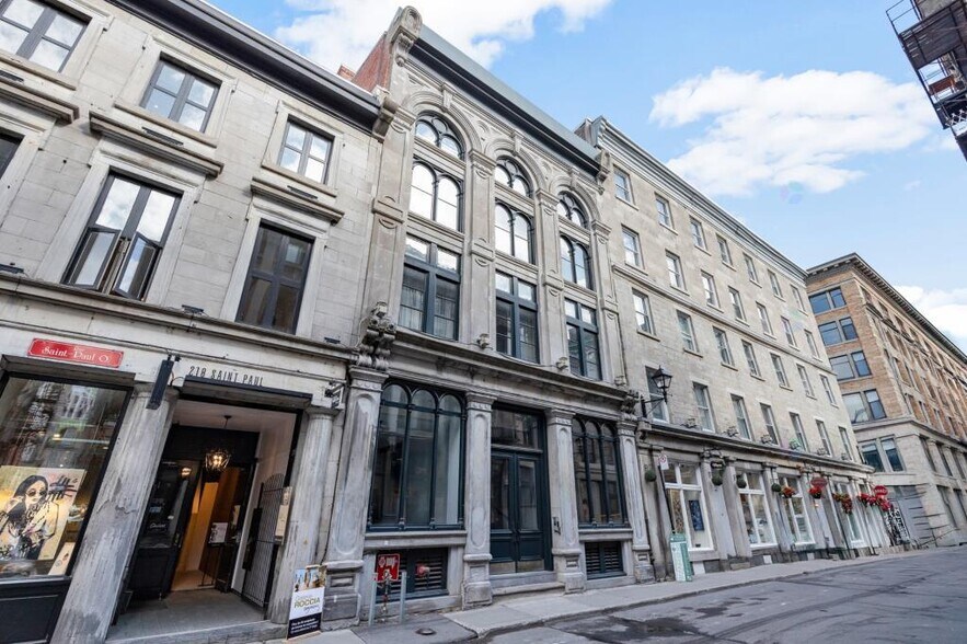 More Photos Of 220 Rue Saint-Paul O, Montréal Office For Lease