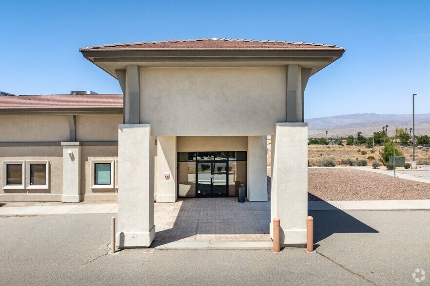 More Photos Of 77840 Flora Rd, Palm Desert Medical For Sale