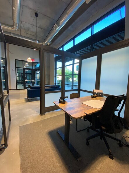 More Photos Of 5170 Peachtree Rd, Chamblee Office For Lease