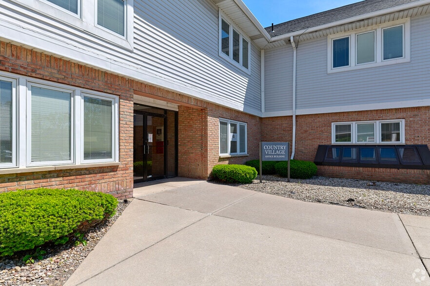 More Photos Of 1100-1110 Long Pond Rd, Rochester Unknown For Lease