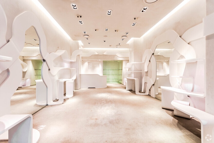 More Photos Of 2139-2159 Broadway, New York Apartments For Lease