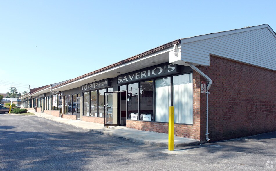 More Photos Of 4136 E Joppa Rd, Nottingham Storefront Retail Office For Lease