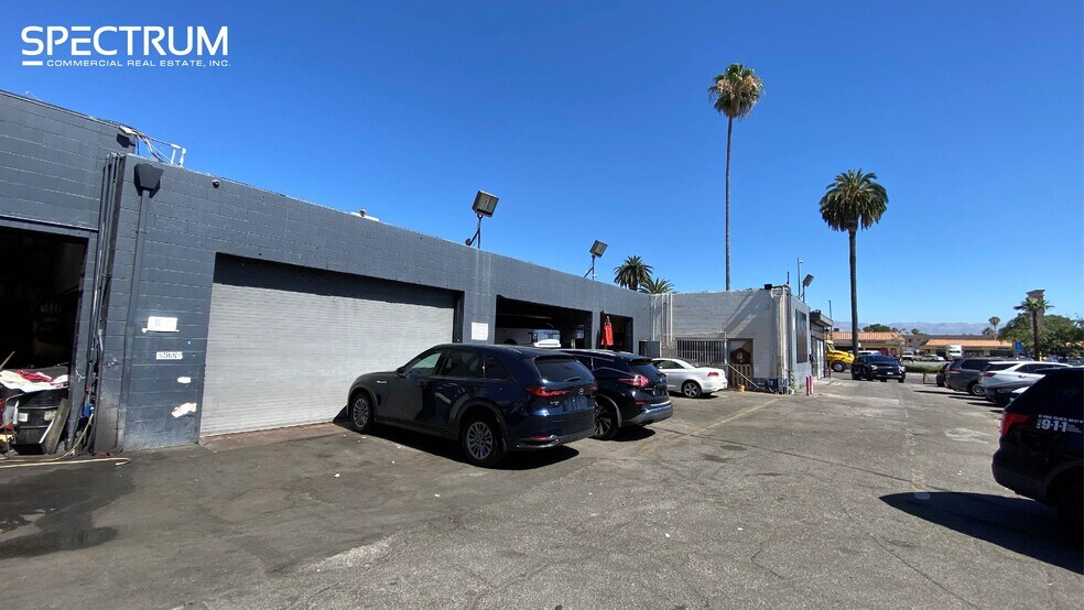 More Photos Of 21024 Sherman Way, Canoga Park Auto Repair For Lease