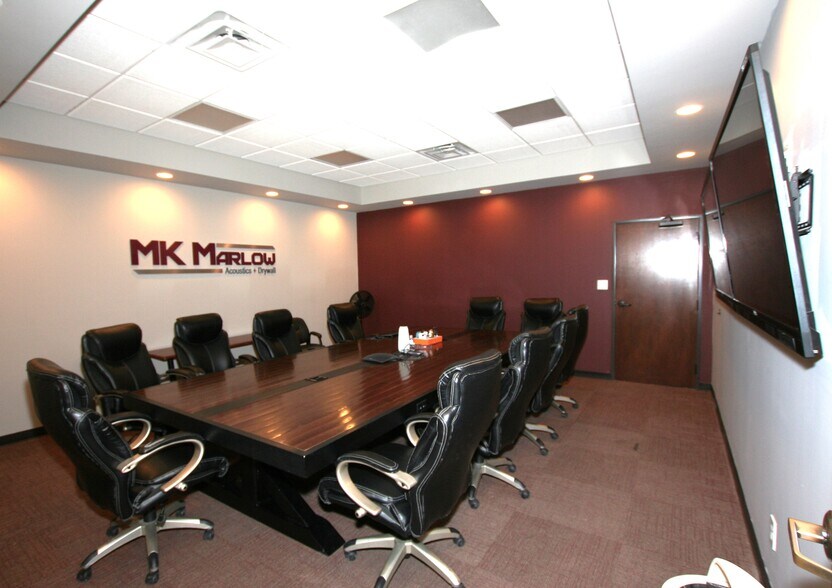 More Photos Of 16116 College Oak Dr, San Antonio Research And Development For Lease