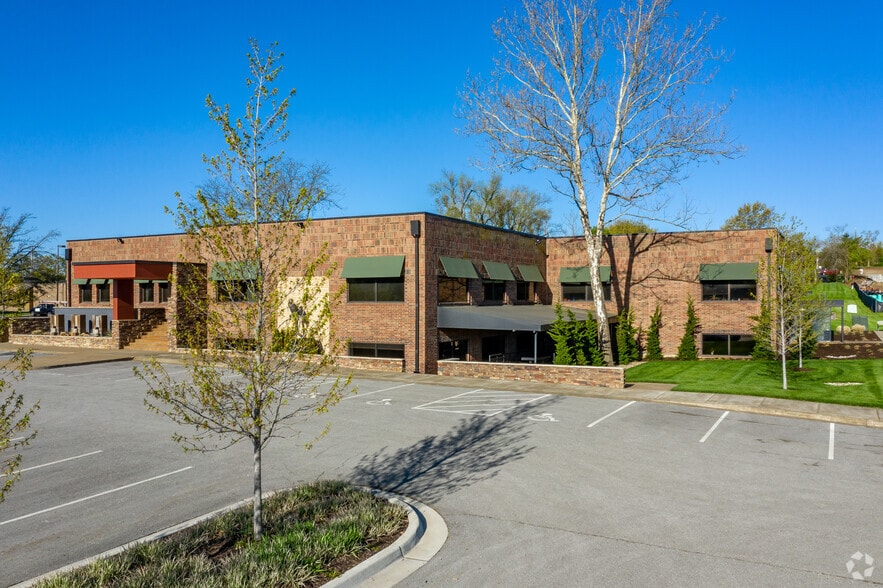 More Photos Of 5200 W 94th Ter, Prairie Village Office For Lease