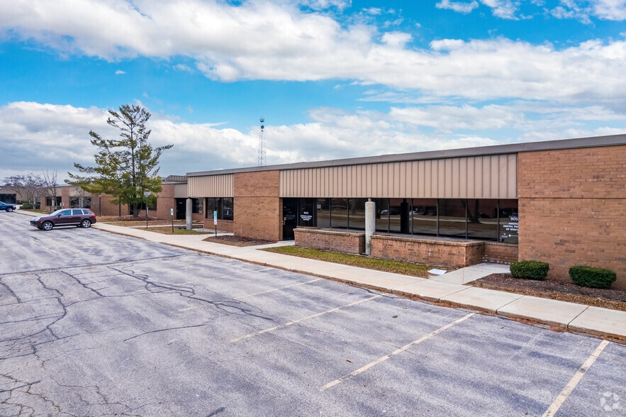 More Photos Of 9011-9045 N Deerwood Dr, Brown Deer Unknown For Lease